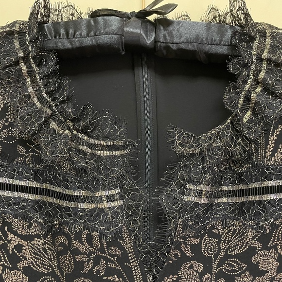 Elie Tahari Coraline Metallic Silk Blouse ($365)  M-L - Picture 12 of 16